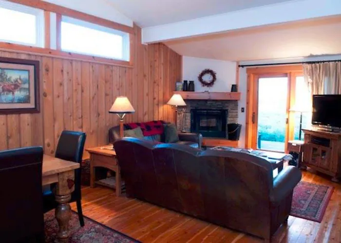 Eagles Rest Condominiums 3*